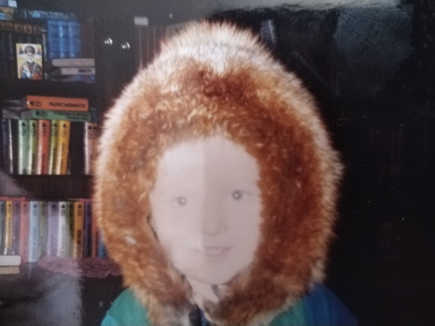 История о лисьей шапке или о том, как меня пол часа собаки таскали по двору