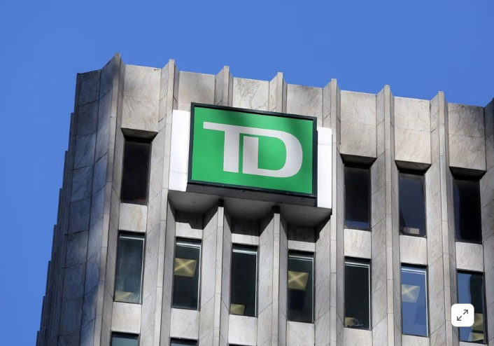 TD видит ценность сделки с First Horizon, поскольку акционеры домогаются генерального директора.