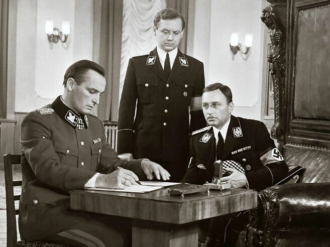 Пять лучших советских сериалов для взрослых и детей