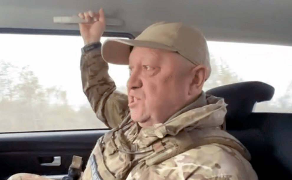 Глава ЧВК Вагнера Евгений Пригожин заявил, что больше солдаты Вагнера не будут брать пленных, только убивать.