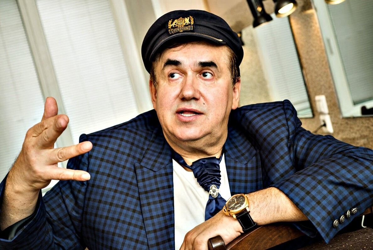 Не красиво поступаешь, Садальский публично оскорбил Юлию Пересильд.