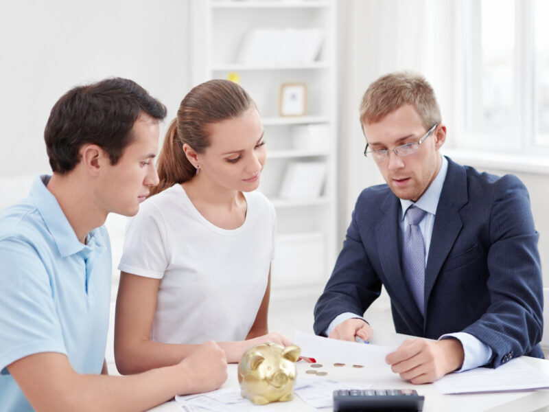 Новости Канады: CIBC представляет новый пенсионный план "Могила нищего"!