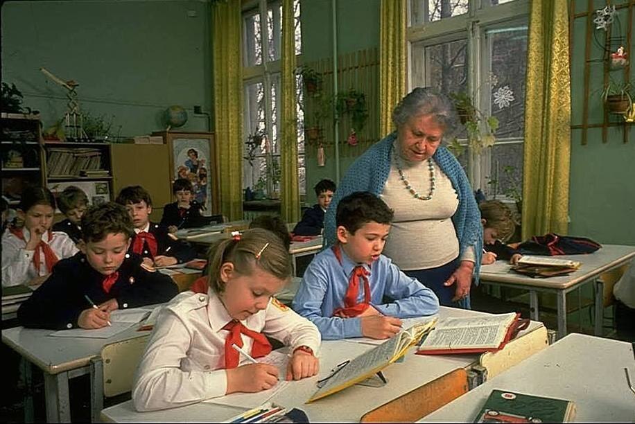 Жизнь в СССР: образование, культура, быт, праздники. Хорошо ли жилось в СССР?