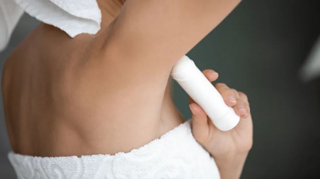 Дезодорант vs Антиперспирант — на что обратить внимание при выборе