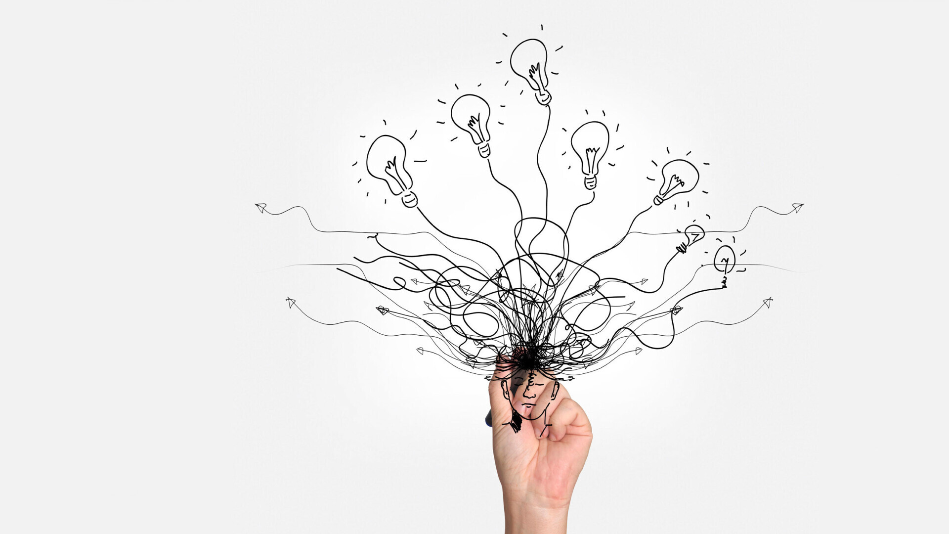 Контент-маркетинг против рекламы: Ключевые различия для успешного роста вашего дела