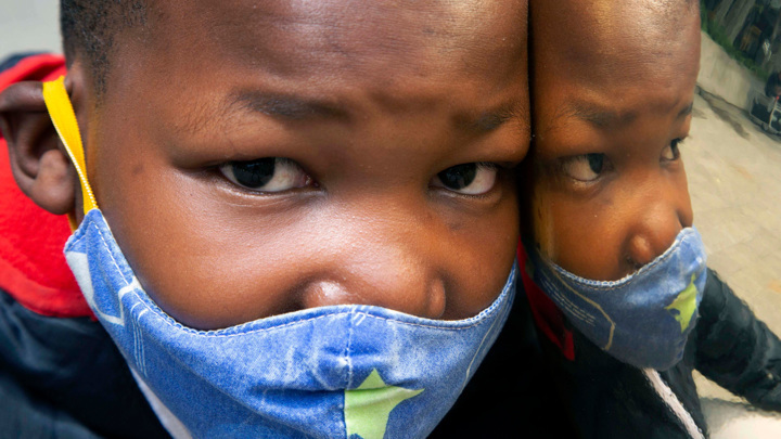 Влияние карантина в связи с пандемией COVID-19 на потребление алкоголя и поведение при курении табака в Южной Африке