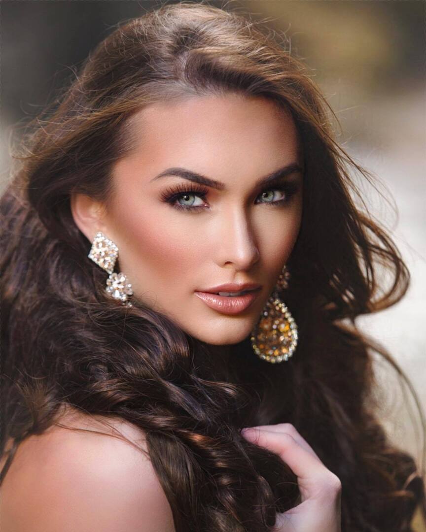 Коррин Стеллакис (красивые девушки и женщины)