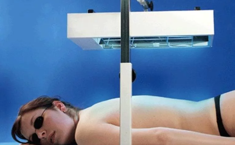 В центре внимания. Искусственный ультрафиолет в салоне. Советы французких дерматологов