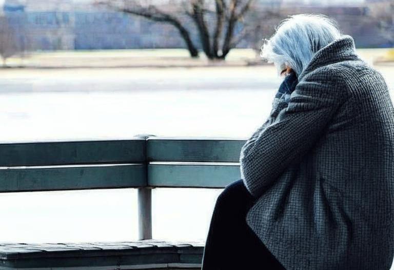 Обмен положительными эмоциональными переживаниями может смягчить негатив, связанный с одиночеством