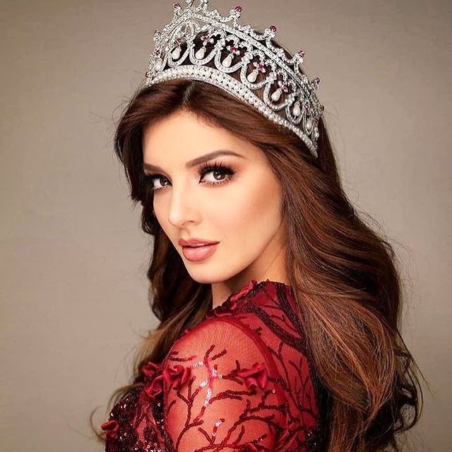 Андреа Тоскано (красивые девушки и женщины)