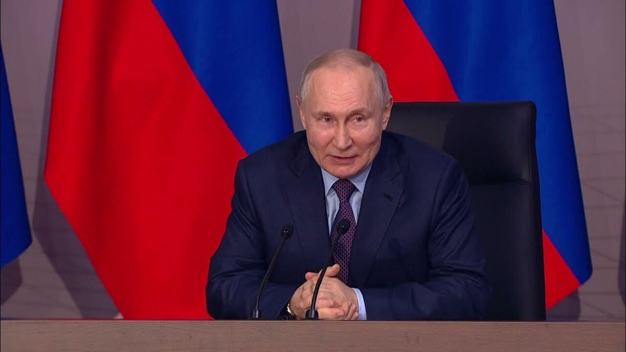 Почему Путин решил выделить такую огромнейшую сумму в 1 триллион рублей на развитие беспилотной авиации?Что вы думаете?