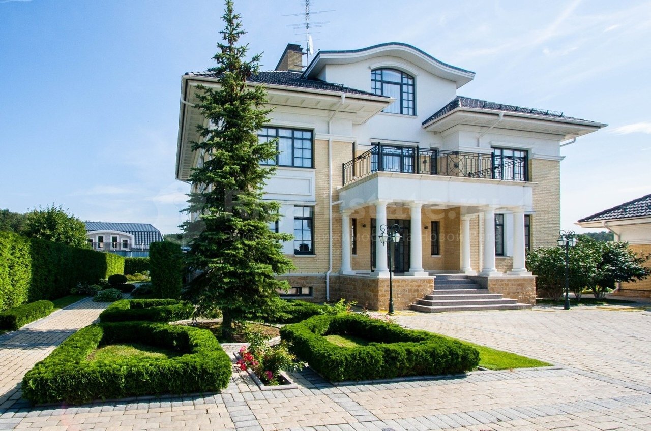 Почему все остальные кажутся лучше нас?