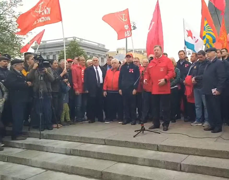 Платошкин не захотел участвовать в акции организованной КПРФ на 1 мая