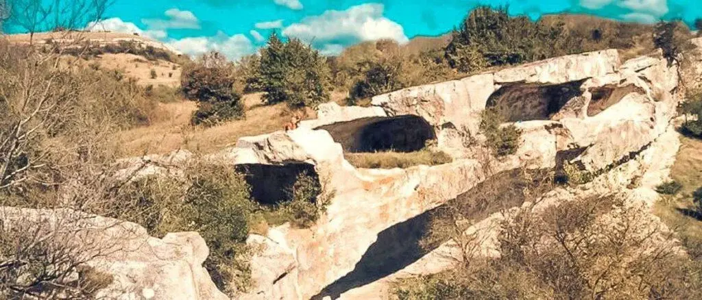 Крым и его уникальные пещеры.