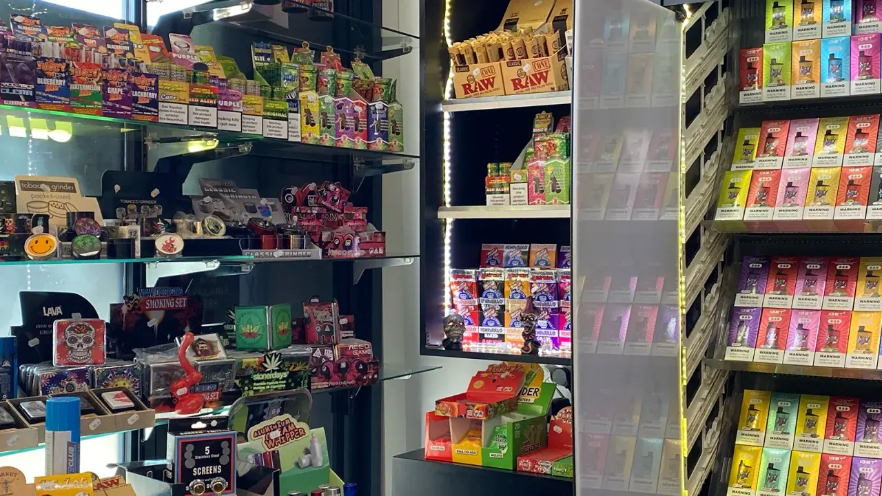 Австралия запретит парение для отдыха в связи с резким ростом потребления электронных сигарет подростками