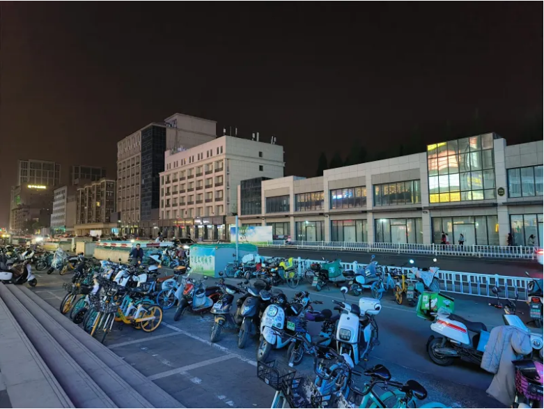 Первый складной смартфон Oppo впечатляет продуманным дизайном:Oppo Find N2 Flip