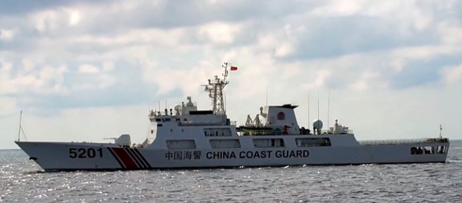 Опасные маневры в морской погоне Китая и Филиппин