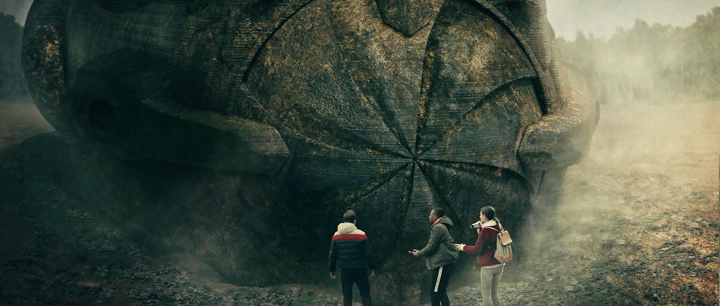 Люди пытаются выжить под землей во время вторжения