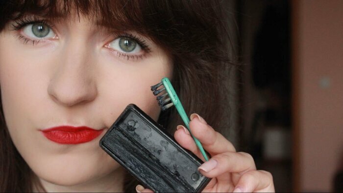 Назад в СССР: косметика 1980-х – что использовали советские женщины для своей красоты? Опрос