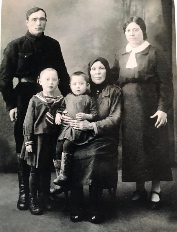 Празднику великой Победы посвящается: боевой путь ефрейтора Рыбникова