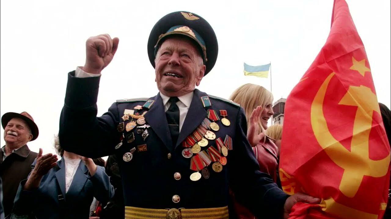 Нас объединяет Знамя Победы.