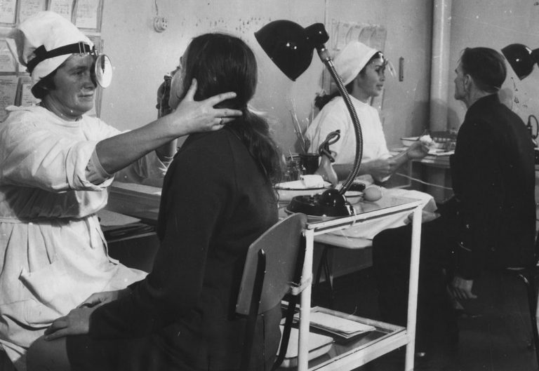 Назад в СССР: великая, могучая страна, где всё на благо народа. Почему некоторые ругают СССР?