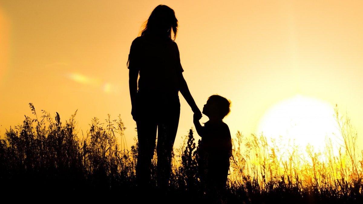 Нет времени на своего ребенка? Чем грозит- решать только вам.