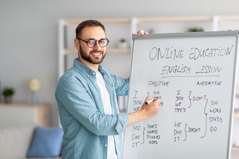 Мой школьный учитель английского языка научил меня гораздо большему, чем литература.🔞