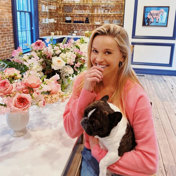 После развода Риз Уизерспун напугала поклонников изможденным видом и худобой.