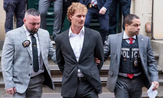 Мужчина обвиняется в непредумышленном убийстве в связи с гибелью Джордана Нили от удушения в метро в Нью-Йорке