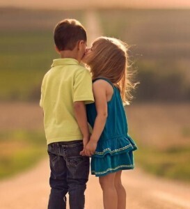 Как с детства привить сыну уважение к девочкам. Поверьте — это важно