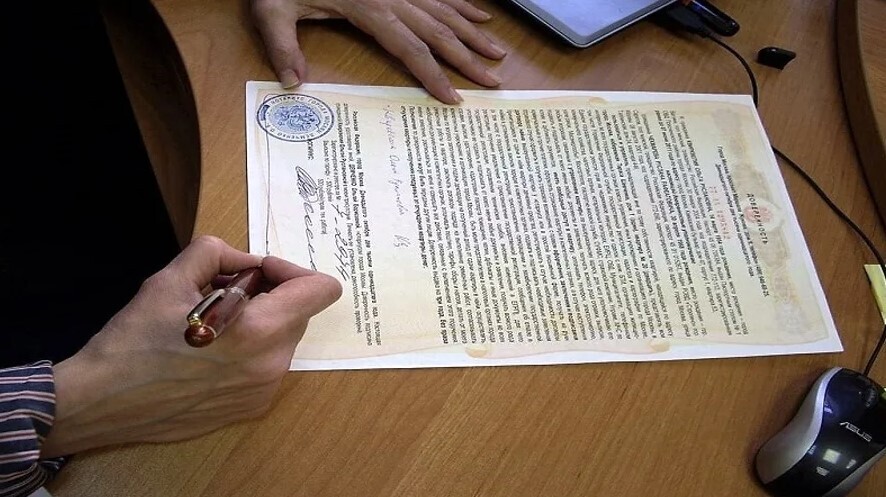 Как оформить доверенность и когда она нужна? Как оформить разовую и генеральную доверенность? Как отменить или прекратить действие доверенности?