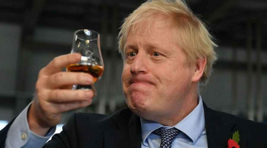 Алко-наркоман против ЛГБТшника<span style=