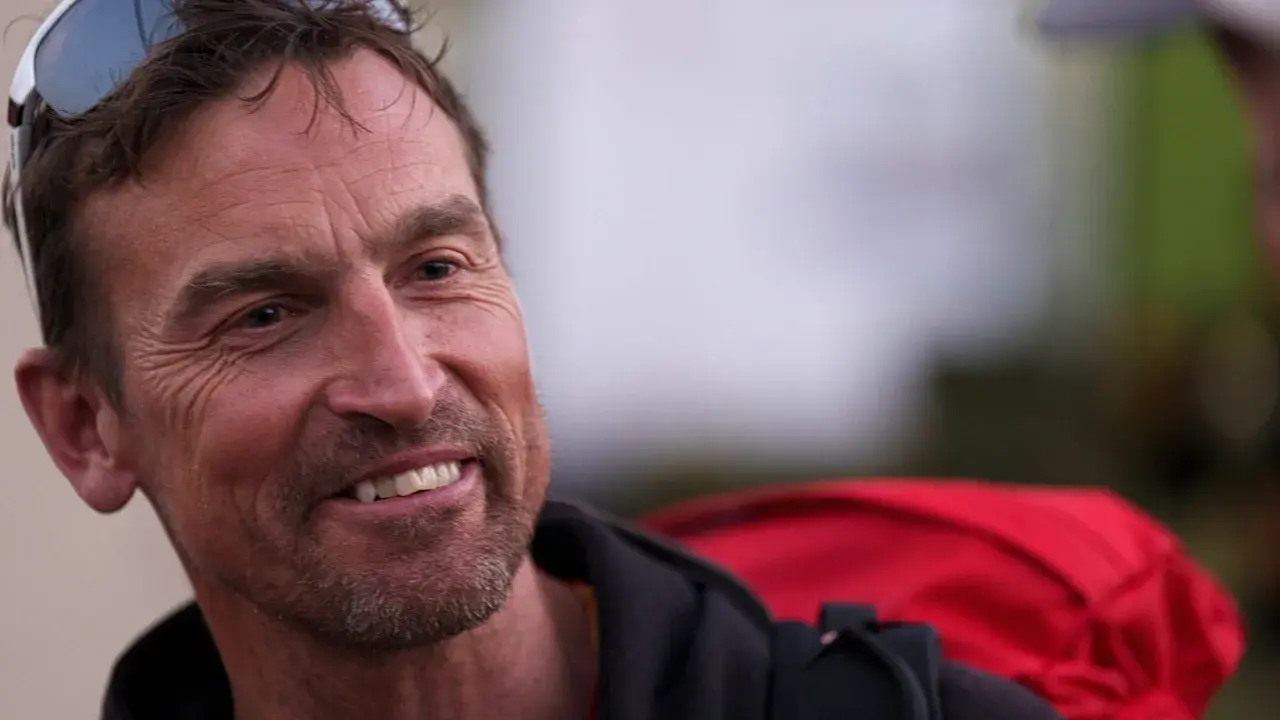 Британский альпинист установил рекорд по количеству восхождений на Эверест иностранцем