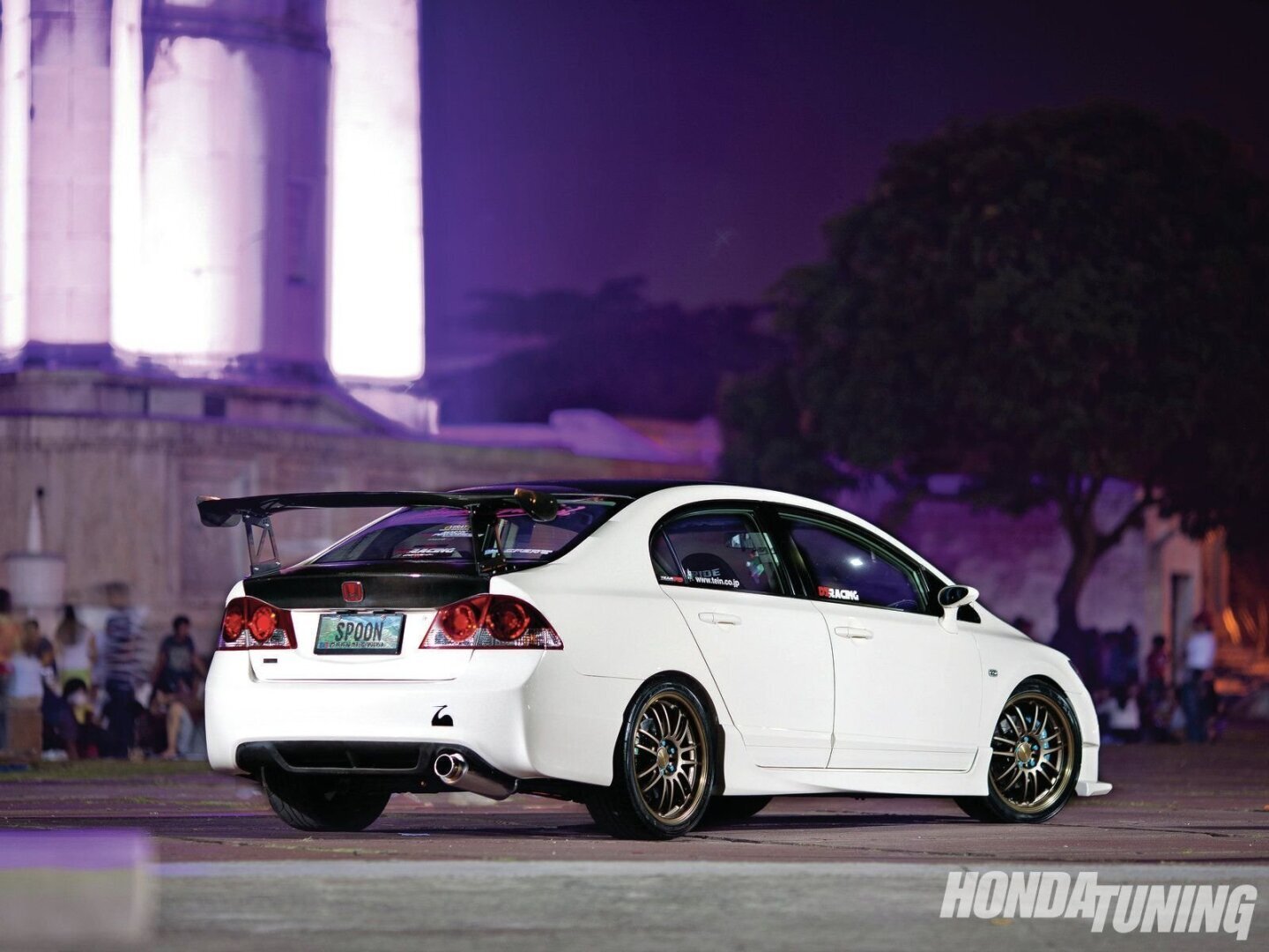 Honda Civic Type R Комплектация и цена машины.