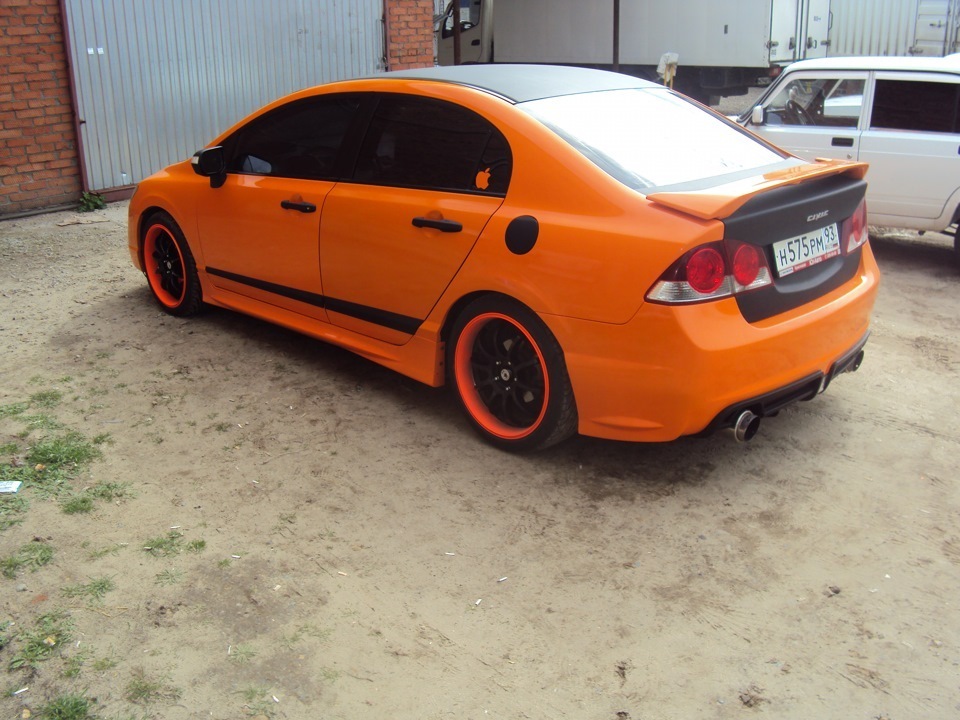 Honda Civic Type R Комплектация и цена машины.