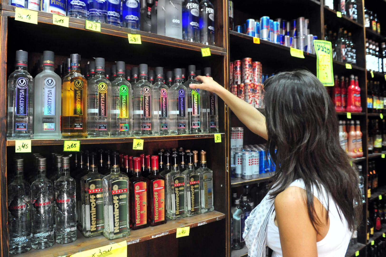 К лету приводим фигуру в идеальное состояние, а можно ли алкоголь?