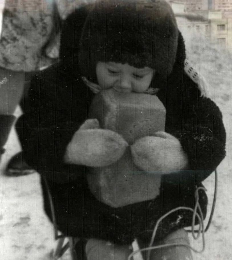 ФотоНостальгия по СССР. "Спиннер", который тебя крутил. Фото с запахом хлеба и другое