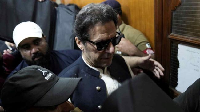 Имран Хан не сможет вернуть себе власть, нанеся удар по пакистанским военным