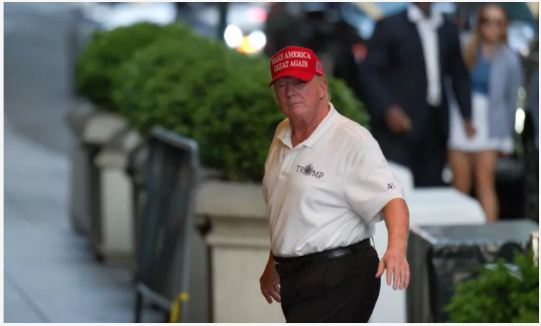 Дональд Трамп Разгневался на Грега Эбботта После того, как его союзнику Кену Пакстону был объявлен импичмент