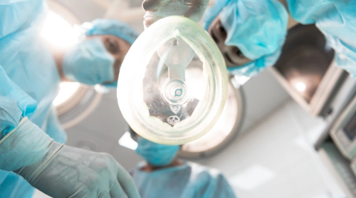 Анестезия может вызвать тревожные сексуальные галлюцинации, что приводит к длительной психологической травме