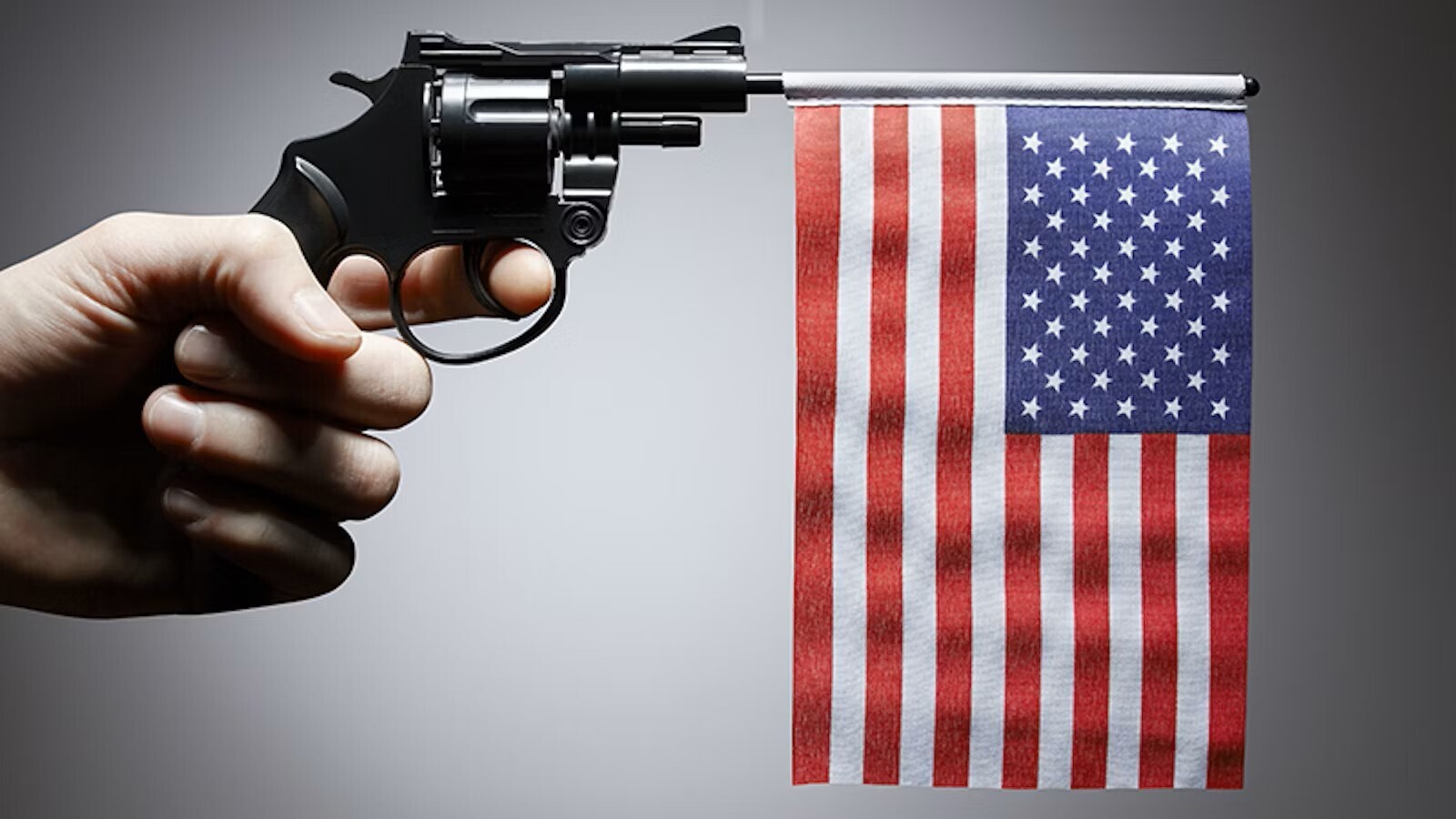 Почему американцы владеют большим количеством оружия на душу населения, чем кто-либо другой?