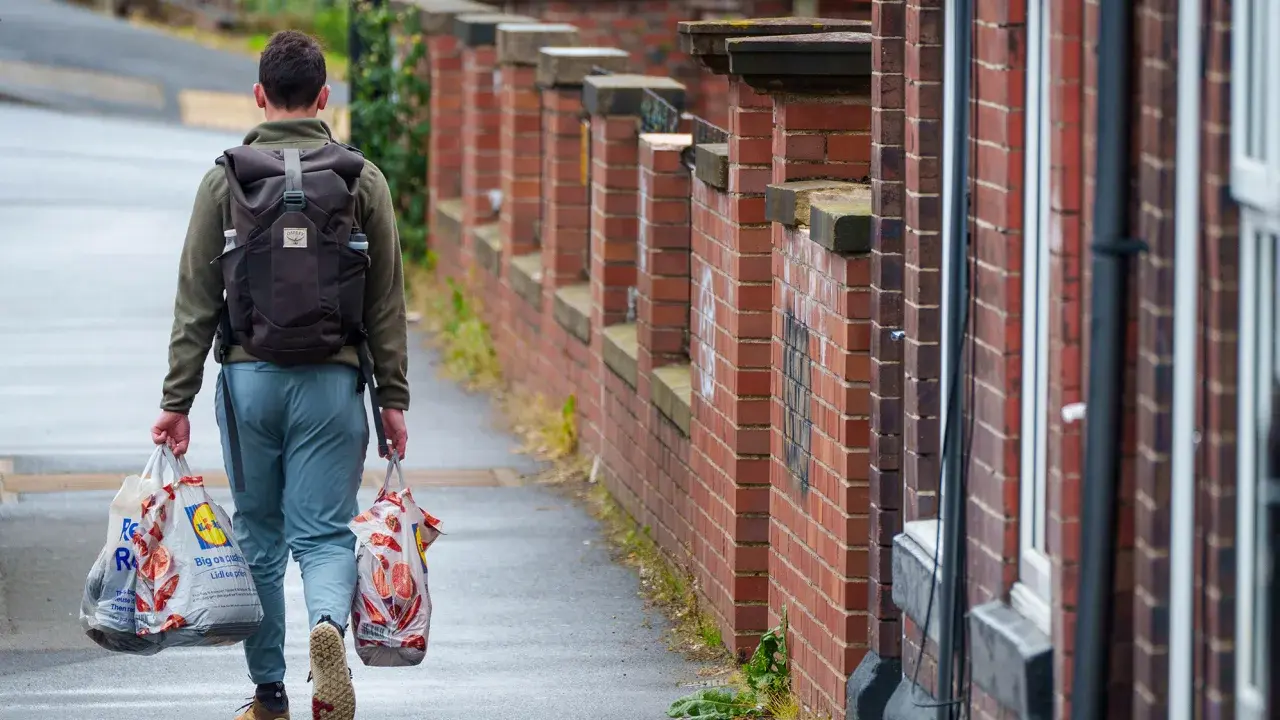 Мировая экономика, вероятно, избежала дефолта США. Он по-прежнему сталкивается с горой рисков