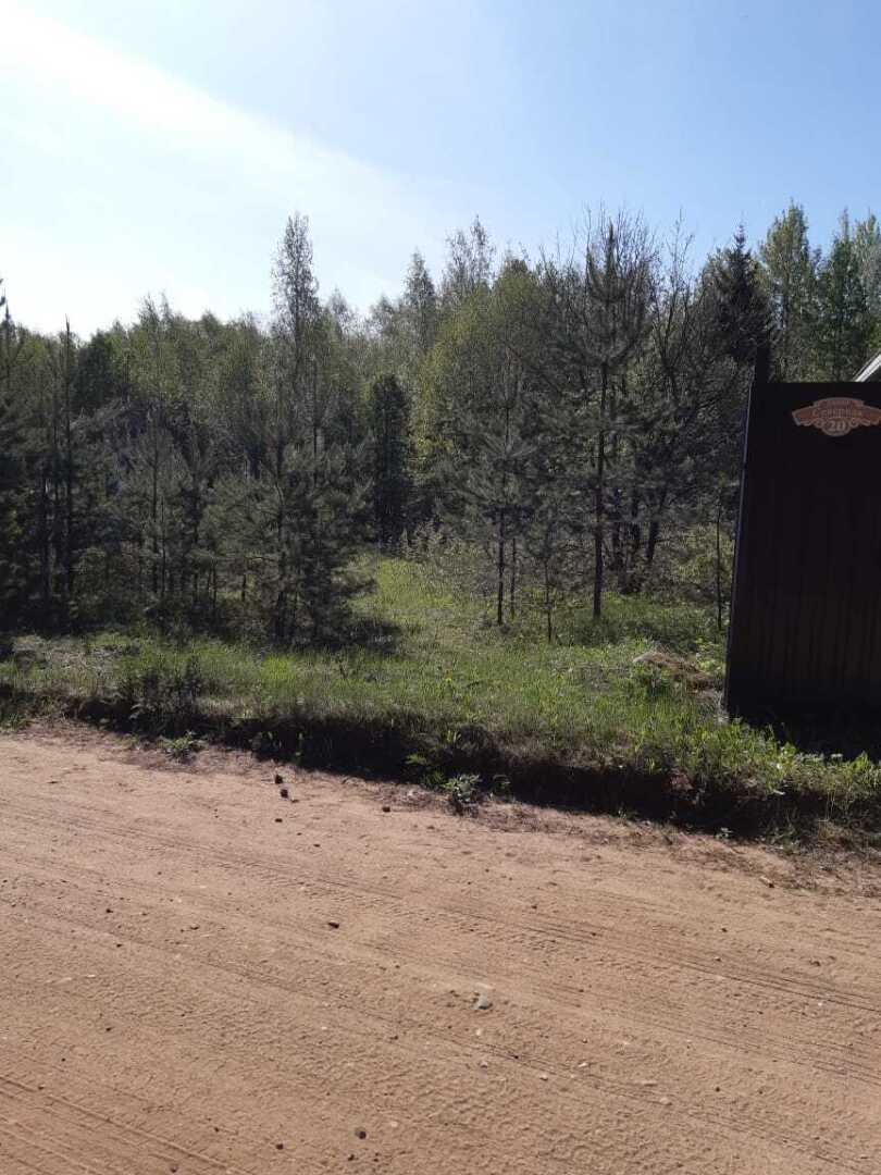 В поисках идеального места для строительства дома: земельный участок в городе Валдай с богатыми возможностями для активного отдыха и спокойной жизни