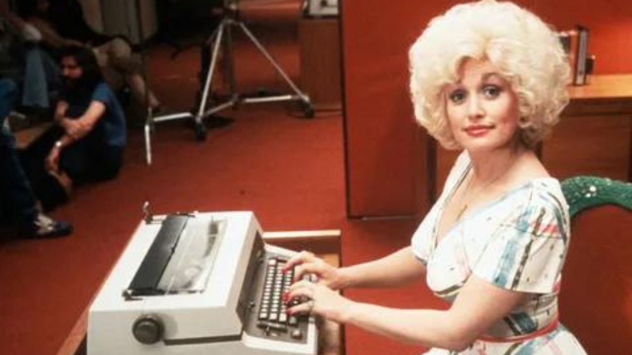 10 запоминающихся актерских дебютов музыкантов в кино