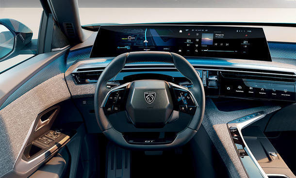 Огромный экран PEUGEOT в стиле BMW