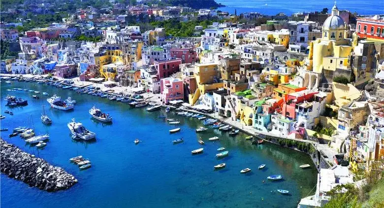 Секретные острова Средиземноморья, для посвящённых.