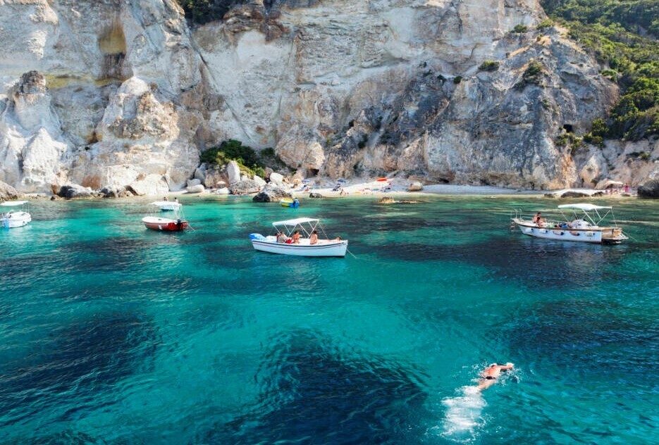 Секретные острова Средиземноморья, для посвящённых.