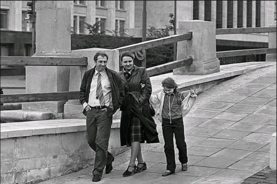 Назад в СССР. Редкие фото знаменитостей (часть 7)