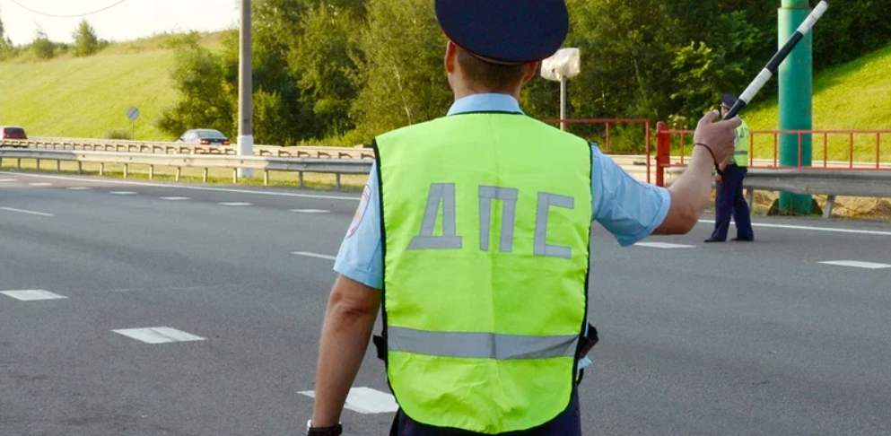 С 1 сентября в России изменится перечень дефектов автомобилей, за которые ГИБДД штрафует.